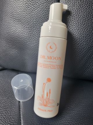 MF프리 [닥터문] 유산균 락토케어 질경초 여성청결제 200ml (폼타입) — 5점을 준 리뷰어가 2022년 7월 올린 사용 사진
