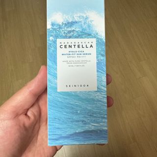 [스킨1004] 마다가스카르 센텔라 히알루-시카 워터핏 선세럼 50ml — 5점을 준 리뷰어가 2024년 5월 올린 사용 사진