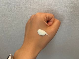 프리마인 선크림만 바꿨을 뿐인데 매일 물 2L챙겨먹고 기초케어 완벽하게 한 물빛피부 완성,셀라브UV프로텍터 — 5점을 준 리뷰어가 2023년 6월 올린 사용 사진
