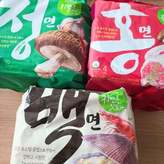 [풀무원] 자연은맛있다 정면, 백면, 홍면  세트 — 5점을 준 리뷰어가 2021년 4월 올린 사용 사진