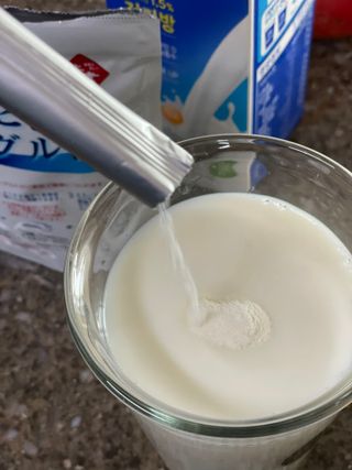 하나마이 [BEST 판매율 1위] 카스피해 유산균 종균_발효기가 필요없이 간편하게 만들어 먹는 요거트 생유산균 — 5점을 준 리뷰어가 2023년 3월 올린 사용 사진