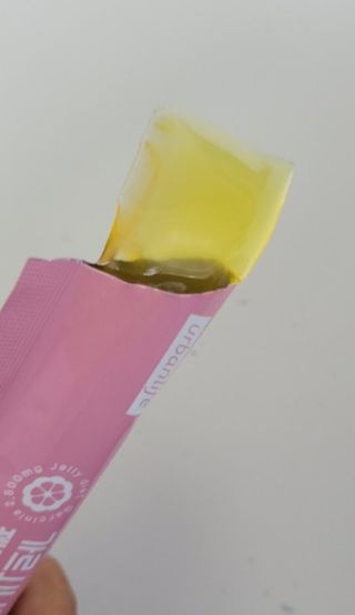 주식회사 얼굴반쪽 [얼굴반쪽 가르시니아 2,800mg] x 14포 1주 젤리 다이어트 보조제 체지방감소 — 5점을 준 리뷰어가 2021년 10월 올린 사용 사진