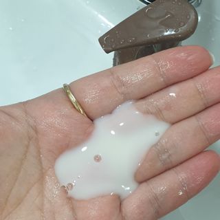 [딸로] 비어이스트테라피 스칼프 샴푸 — 5점을 준 리뷰어가 2024년 1월 올린 사용 사진