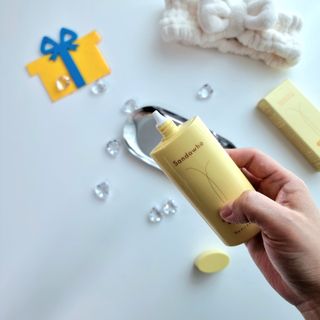 스킨큐어 산다화 유기농 레몬썬크림 — 5점을 준 리뷰어가 2022년 4월 올린 사용 사진