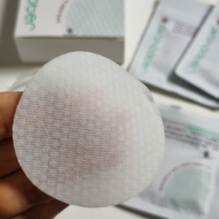 커스토젠 아크슈터 마이크로바이옴 토너패드 파우치타입 이중패드 1박스(50매) — 5점을 준 리뷰어가 2022년 7월 올린 사용 사진