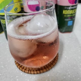 더그레잇티 콤부차 [매일유업] 더그레잇티 44kcal 콤부차 300ml *12개입 (오리지널 6개+베리리치 6개) — 5점을 준 리뷰어가 2023년 7월 올린 사용 사진