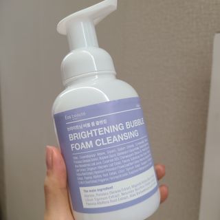 약손명가코스메틱 에오스보떼 브라이트닝 버블 폼 클렌징 300ml — 5점을 준 리뷰어가 2021년 12월 올린 사용 사진