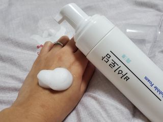 [바이로담] 저자극 약산성버블 폼 폼클렌징 150ml — 5점을 준 리뷰어가 2021년 4월 올린 사용 사진