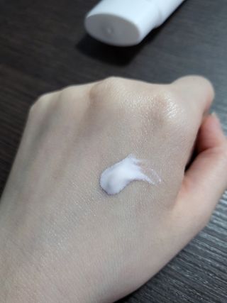 보타니티 촉촉수분자차 아쿠아핏 선 에센스 50ml + 보송톤업자차 징크 선 로션 50ml SPF50+ PA++++ (4/25) — 4점을 준 리뷰어가 2022년 4월 올린 사용 사진