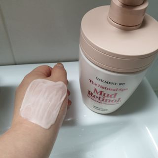 벨먼 내추럴 스파 머드레티놀 바디워시(그린로즈, 미드나잇 피오니) — 5점을 준 리뷰어가 2022년 6월 올린 사용 사진