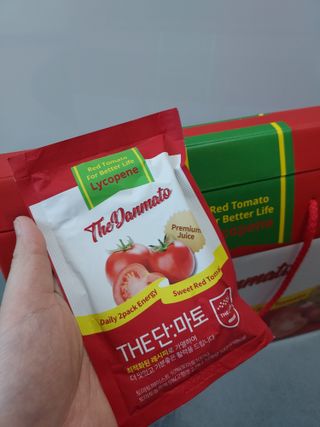 제이제이바이오 더단마토 프리미엄주스 100ml 30팩입 - 무설탕 스테비아 토마토즙 — 5점을 준 리뷰어가 2021년 12월 올린 사용 사진
