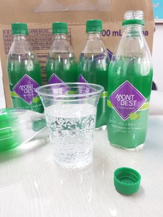 몽베스트 Montbest with Sparkling water Lime20병 — 5점을 준 리뷰어가 2021년 11월 올린 사용 사진