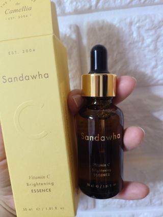 스킨큐어 산다화 비타민c 화이트닝 에센스 30ml — 4점을 준 리뷰어가 2022년 3월 올린 사용 사진