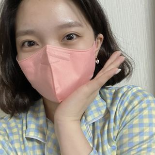 애니가드 셋업마스크 4컬러 각 10매입 [크리미베이지, 캐시미어로즈, 초콜렛브라운, 미드나잇네이비] — 5점을 준 리뷰어가 2022년 2월 올린 사용 사진