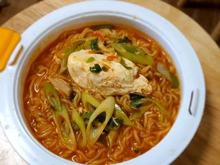 [풀무원] 자연은맛있다 정면, 백면, 홍면  세트 — 5점을 준 리뷰어가 2021년 4월 올린 사용 사진