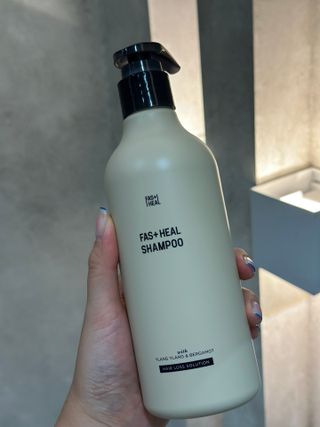 패스트힐(fast heal) 패스트힐 탈모증상완화샴푸 470ml — 5점을 준 리뷰어가 2023년 9월 올린 사용 사진