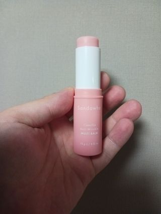 스킨큐어 산다화 카멜리아 안티 링클 멀티밤 — 5점을 준 리뷰어가 2023년 10월 올린 사용 사진