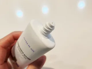 바노바기 코스메틱 바노바기 밀크씨슬 리페어 시카 선스크린 플러스 50ml — 5점을 준 리뷰어가 2023년 1월 올린 사용 사진