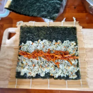 해풀잎 누구나 김밥*1ea [(혼합야채 35g *1ea,  김밥김 (5g, 5ea),  양념간장 (6g, 5ea), 참기름(5g, 2ea)] — 5점을 준 리뷰어가 2022년 7월 올린 사용 사진