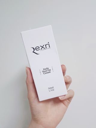 렉스리 데일리 톤업 크림 Rexri Daily Tone Up Cream — 5점을 준 리뷰어가 2022년 9월 올린 사용 사진
