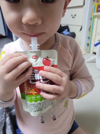 나우캠페인용 [한미사이언스] 우리 아이 튼튼, 엄마 마음 든든! 마시는텐텐 플러스 (100ml*10입) — 5점을 준 리뷰어가 2023년 10월 올린 사용 사진