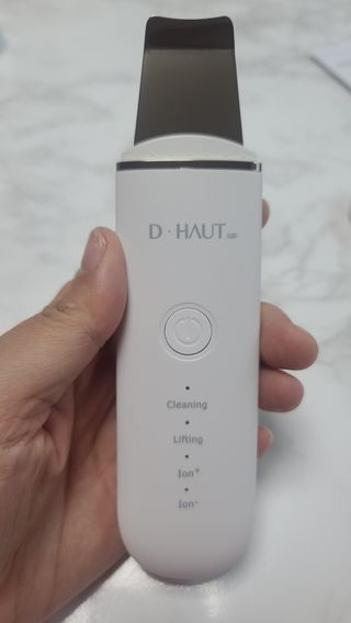 디하우트 랩 4 in 1 갈바닉 아쿠아 워터 필링기 스킨스크러버 — 4점을 준 리뷰어가 2021년 11월 올린 사용 사진