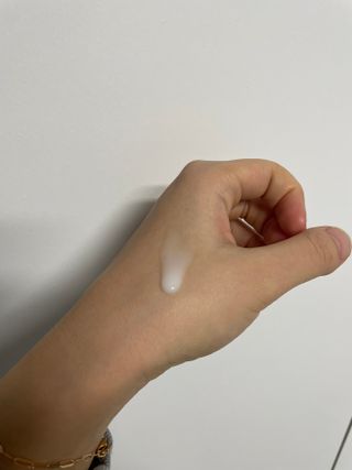 리더스코스메틱 리더스 카밍 바이오틱스 에센스 워터 — 4.5점을 준 리뷰어가 2021년 12월 올린 사용 사진