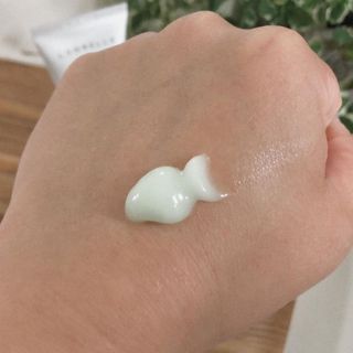 랑벨 랑바이오 블랙 시카 크림 50ml(블랙비 프로폴리스, 시카 4종, 판테놀 10 함유) — 5점을 준 리뷰어가 2022년 4월 올린 사용 사진