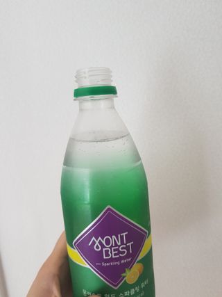 몽베스트 Montbest with Sparkling water Lime20병 — 5점을 준 리뷰어가 2022년 9월 올린 사용 사진