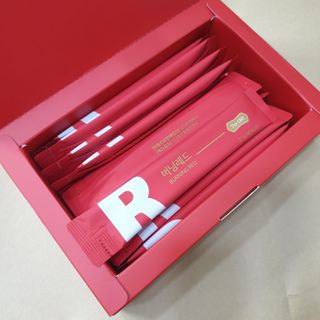 디오르 버닝레드 — 5점을 준 리뷰어가 2022년 1월 올린 사용 사진