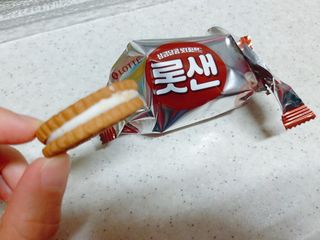 롯데제과 롯샌 카페크런치 — 5점을 준 리뷰어가 2021년 10월 올린 사용 사진