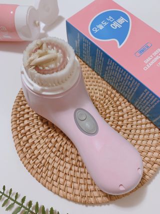 IO 아이오 오늘도 넌 예뻐 - 데일리딥 클렌징폼 — 5점을 준 리뷰어가 2021년 2월 올린 사용 사진