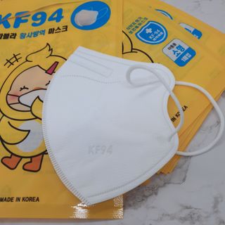 아토팜 블라블라 황사방역 마스크 KF94 — 5점을 준 리뷰어가 2021년 10월 올린 사용 사진