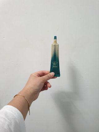 [NEW 탄력유턴 아이크림] AHC 유스 래스팅 리얼 아이크림 포 페이스 — 5점을 준 리뷰어가 2021년 3월 올린 사용 사진