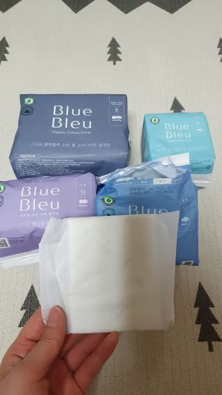 블루블루 유기농 순면 커버 생리대 — 5점을 준 리뷰어가 2021년 1월 올린 사용 사진