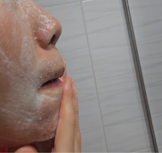 스킨1004 [SKIN1004] 마다가스카르 센텔라 앰플 폼 125ml — 5점을 준 리뷰어가 2024년 8월 올린 사용 사진
