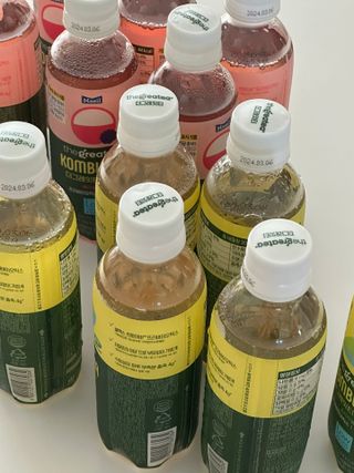더그레잇티 콤부차 [매일유업] 더그레잇티 44kcal 콤부차 300ml *12개입 (오리지널 6개+베리리치 6개) — 2.5점을 준 리뷰어가 2023년 8월 올린 사용 사진