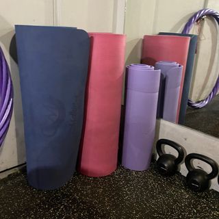 원달러샵 NBR 10mm 바디핏 요가매트 — 4점을 준 리뷰어가 2021년 3월 올린 사용 사진