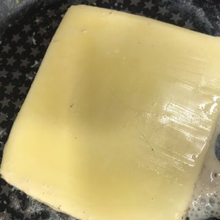 앙투어솔레 아일랜드 구워먹는 치즈 100 자연 치즈 와인안주 300g(100g x 3팩) — 5점을 준 리뷰어가 2022년 8월 올린 사용 사진