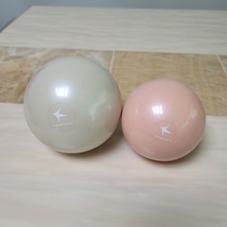 트라택 쿠셔닝 웨이트볼 0.5kg + 1kg SET — 5점을 준 리뷰어가 2022년 5월 올린 사용 사진
