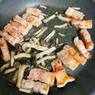 찐신선 한끼한팩 미국 냉동 목살 & 네덜란드 냉동 삼겹살 SET — 5점을 준 리뷰어가 2021년 10월 올린 사용 사진