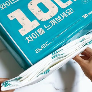 아베크 펫 와이드 프리미엄 대형 애견 강아지 배변 패드 30매 1팩 80g — 5점을 준 리뷰어가 2021년 7월 올린 사용 사진