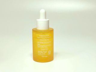 체르엠 스템앤셀 비타민 브라이트닝 에센스 30ml 1개 — 3점을 준 리뷰어가 2021년 12월 올린 사용 사진
