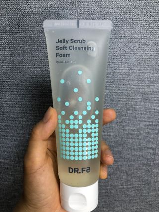 닥터에프파이브 젤리스크럽 소프트 클렌징폼 120ml — 5점을 준 리뷰어가 2022년 6월 올린 사용 사진