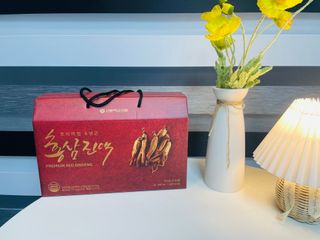 서울약사신협_프리미엄 6년근 홍삼진액_70mlx30포 — 5점을 준 리뷰어가 2021년 2월 올린 사용 사진