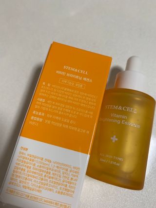 체르엠 스템앤셀 비타민 브라이트닝 에센스 30ml 1개 — 4점을 준 리뷰어가 2022년 4월 올린 사용 사진
