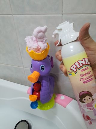 주식회사 권브라더스 [권브라더스] 목욕놀이 필수템, 핑키공주 유아버블클렌저 300ml 대용량 몽글몽글 구름 속 딸기향 — 5점을 준 리뷰어가 2022년 1월 올린 사용 사진