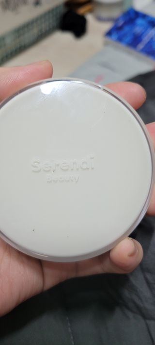 세렌디뷰티 퍼펙트 에어리 래디언스 쿠션 — 4점을 준 리뷰어가 2022년 1월 올린 사용 사진