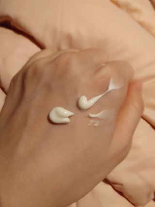 mom e 맘이 내추럴 베이비 케어 크림+바디오일 — 5점을 준 리뷰어가 2021년 1월 올린 사용 사진