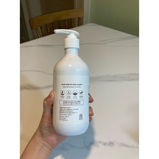 아미니 아크네 퓨어카밍 바디워시 500ml — 5점을 준 리뷰어가 2021년 7월 올린 사용 사진